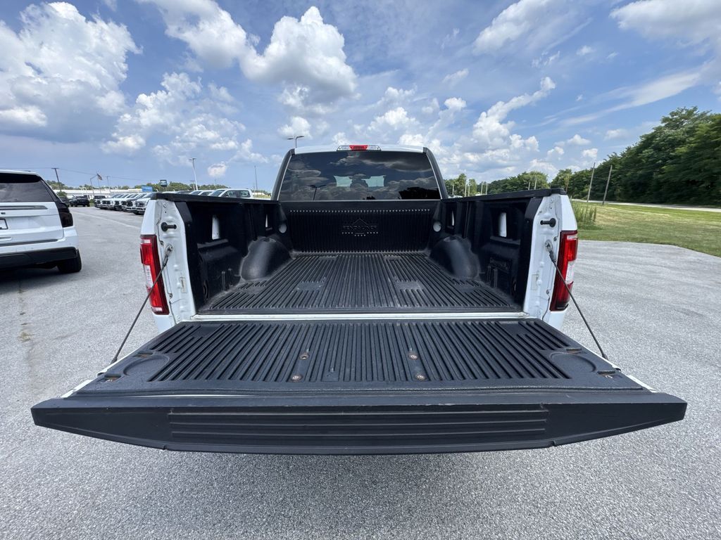 2018 Ford F-150 XLT photo 19