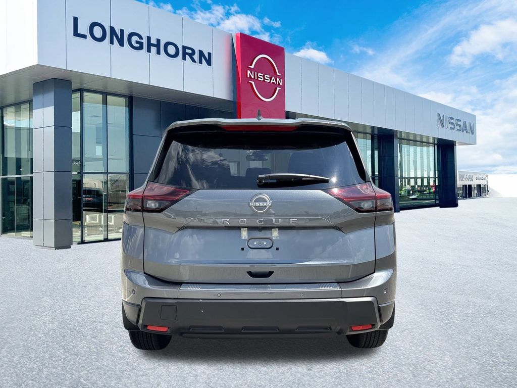 2026 Nissan Rogue SV photo 4
