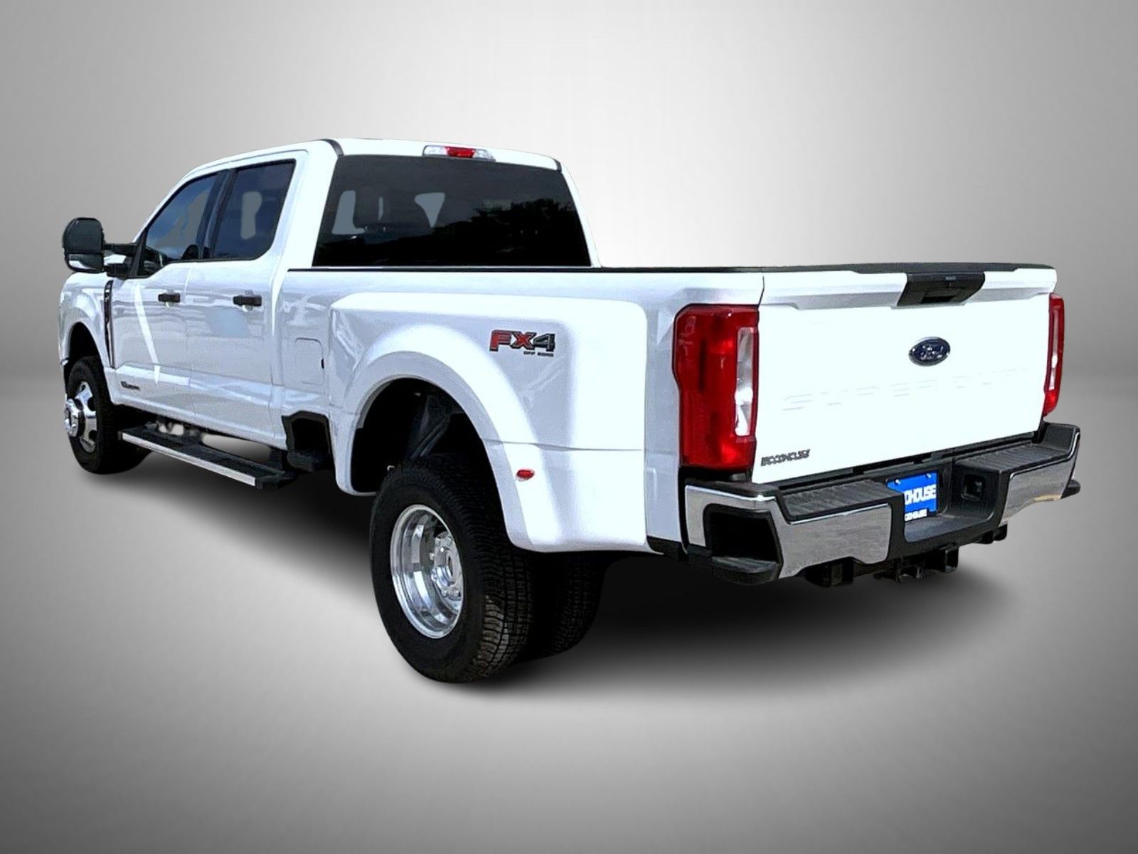 2026 Ford F-350 photo 7