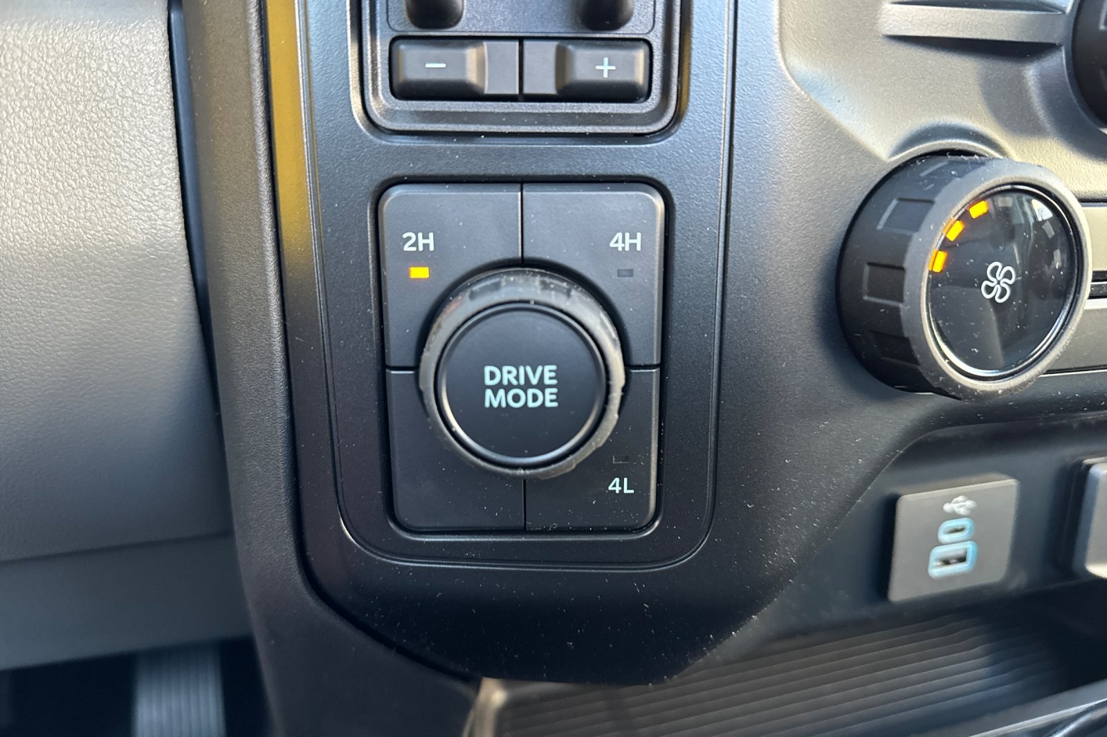 2024 Ford F-250 XL photo 22