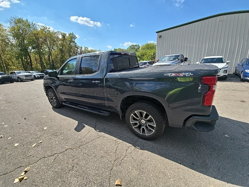 2020 Chevrolet Silverado 1500 RST photo 2