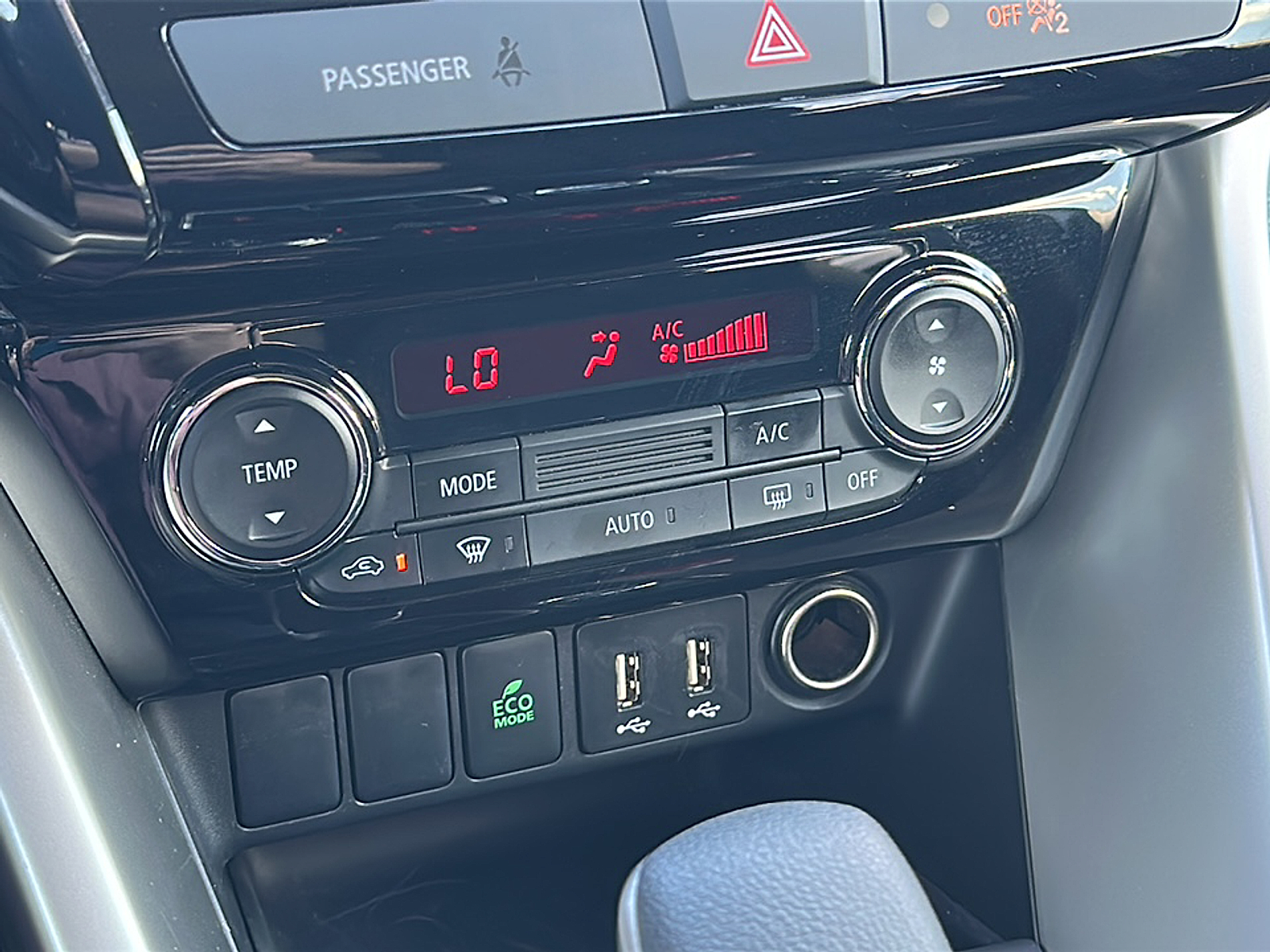 2024 Mitsubishi Eclipse Cross Ralliart photo 10