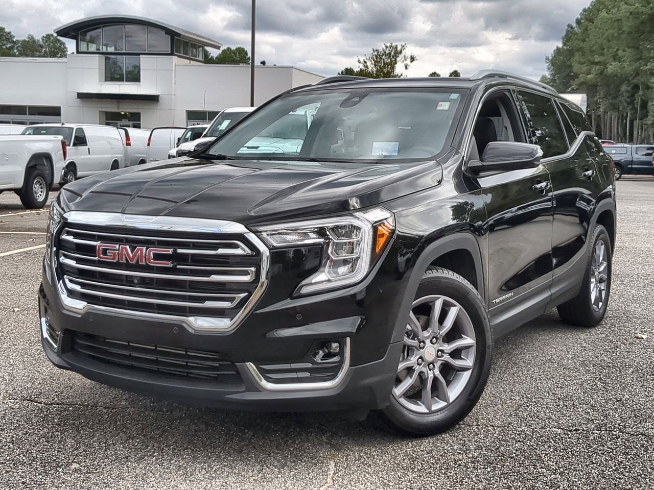2023 GMC Terrain SLT's photo
