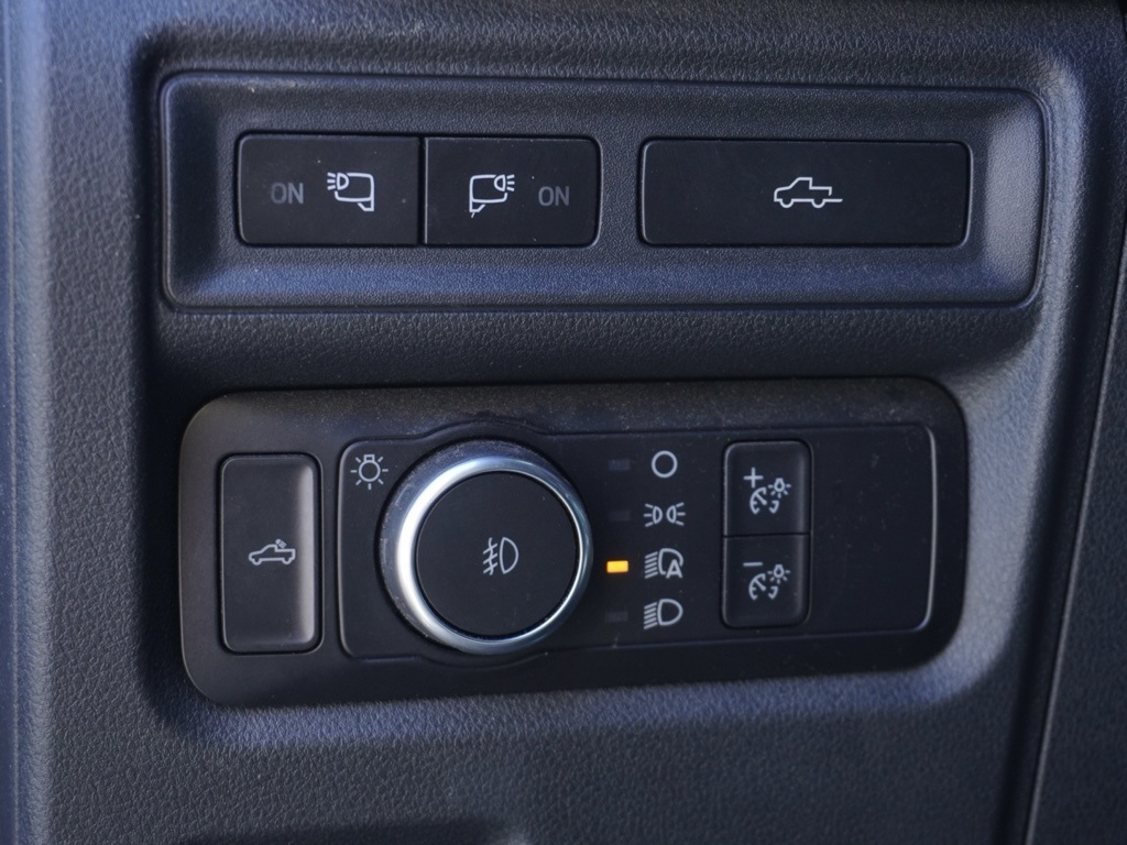 2021 Ford F-150 XLT FX4 photo 10