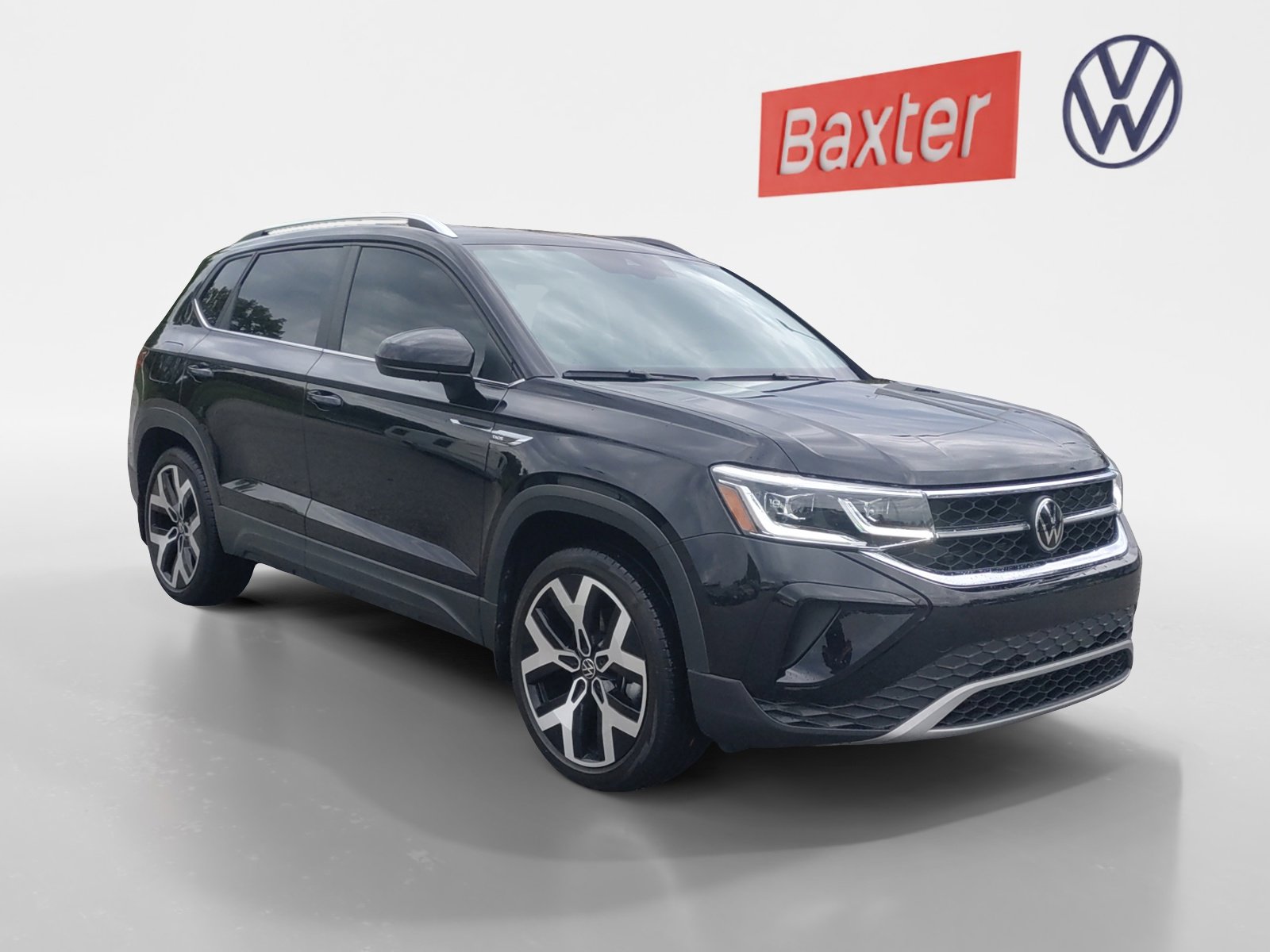 2022 Volkswagen Taos SEL's photo