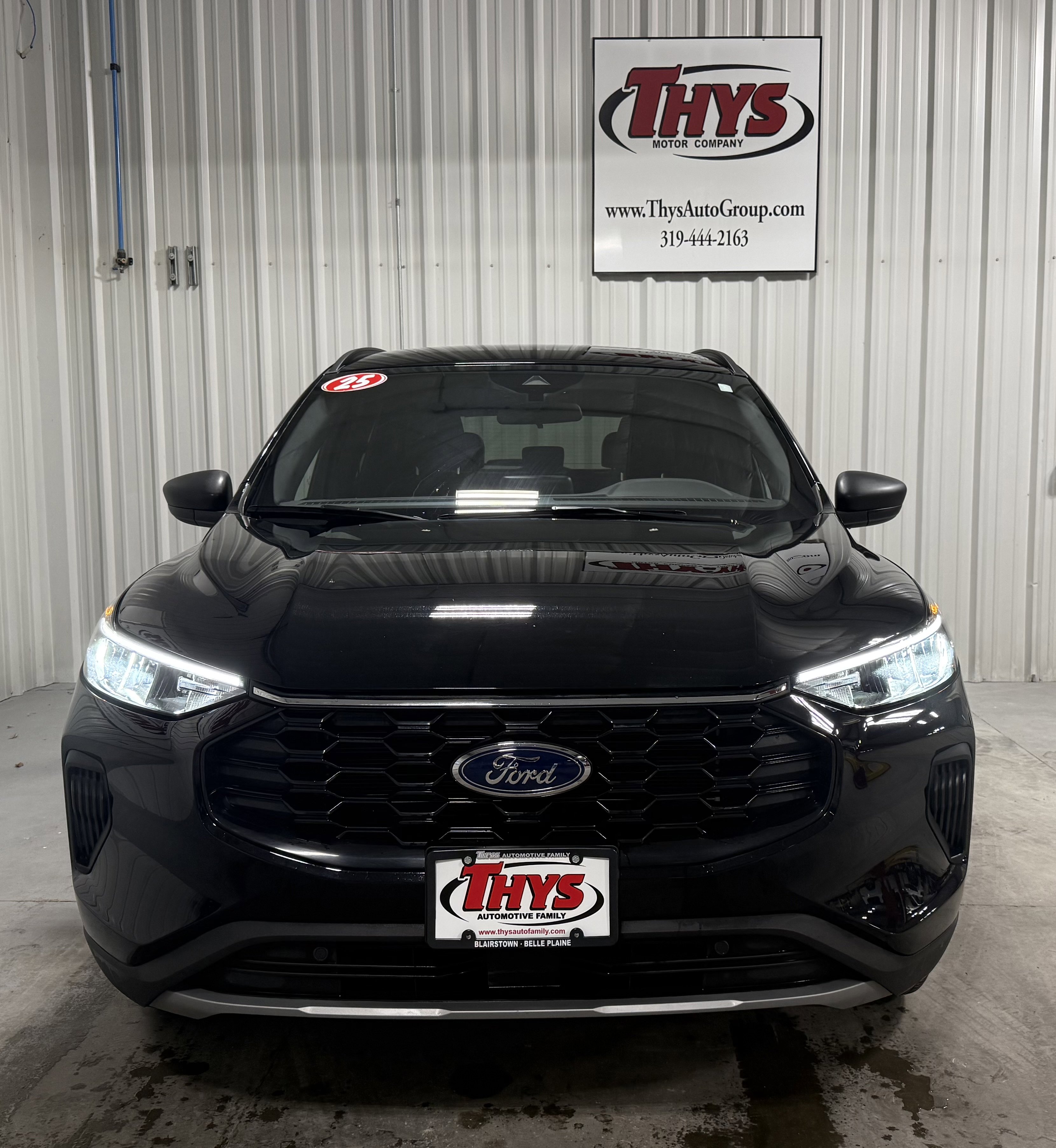 2025 Ford Escape ST-Line photo 4