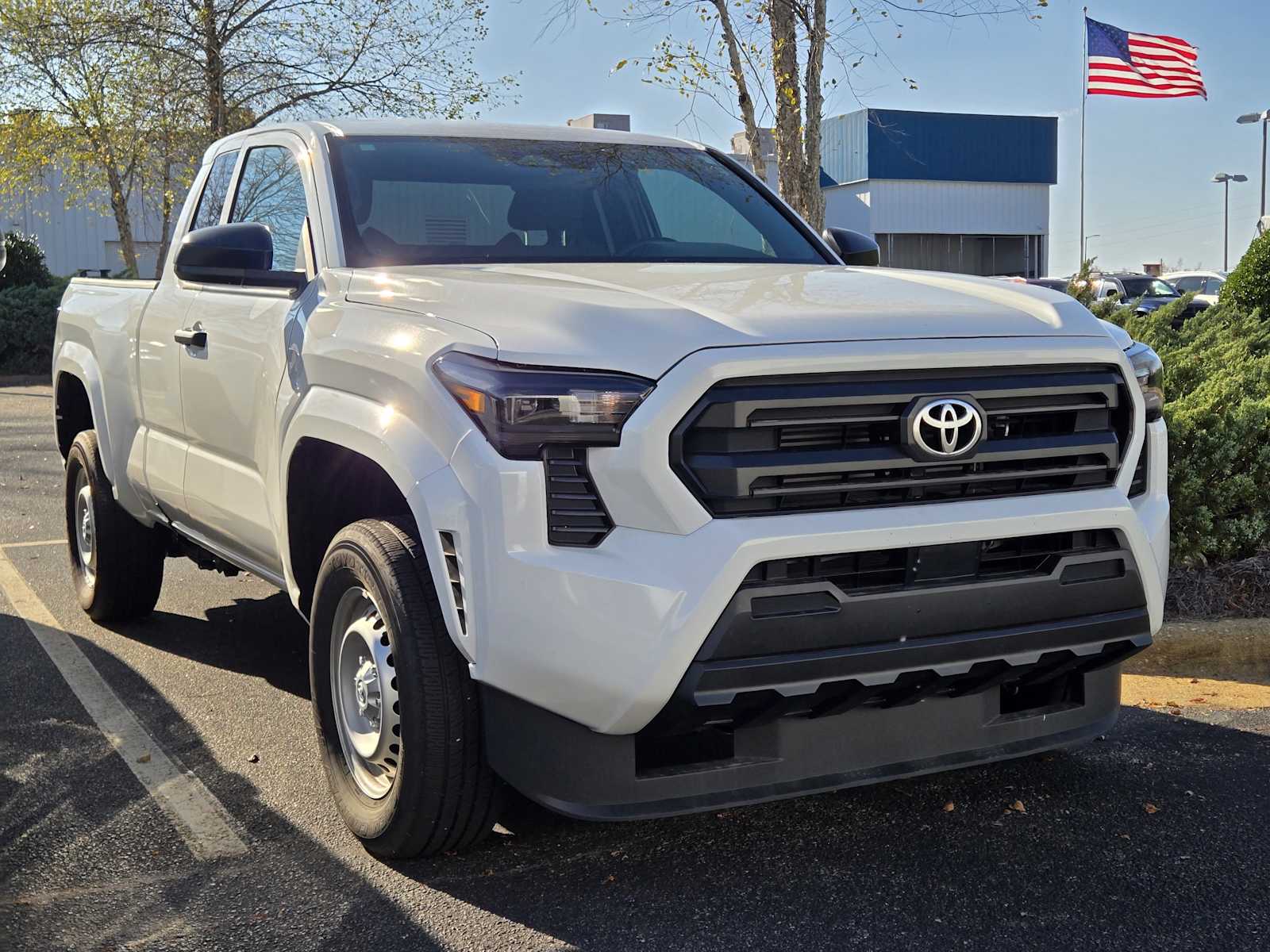 2024 Toyota Tacoma SR's photo
