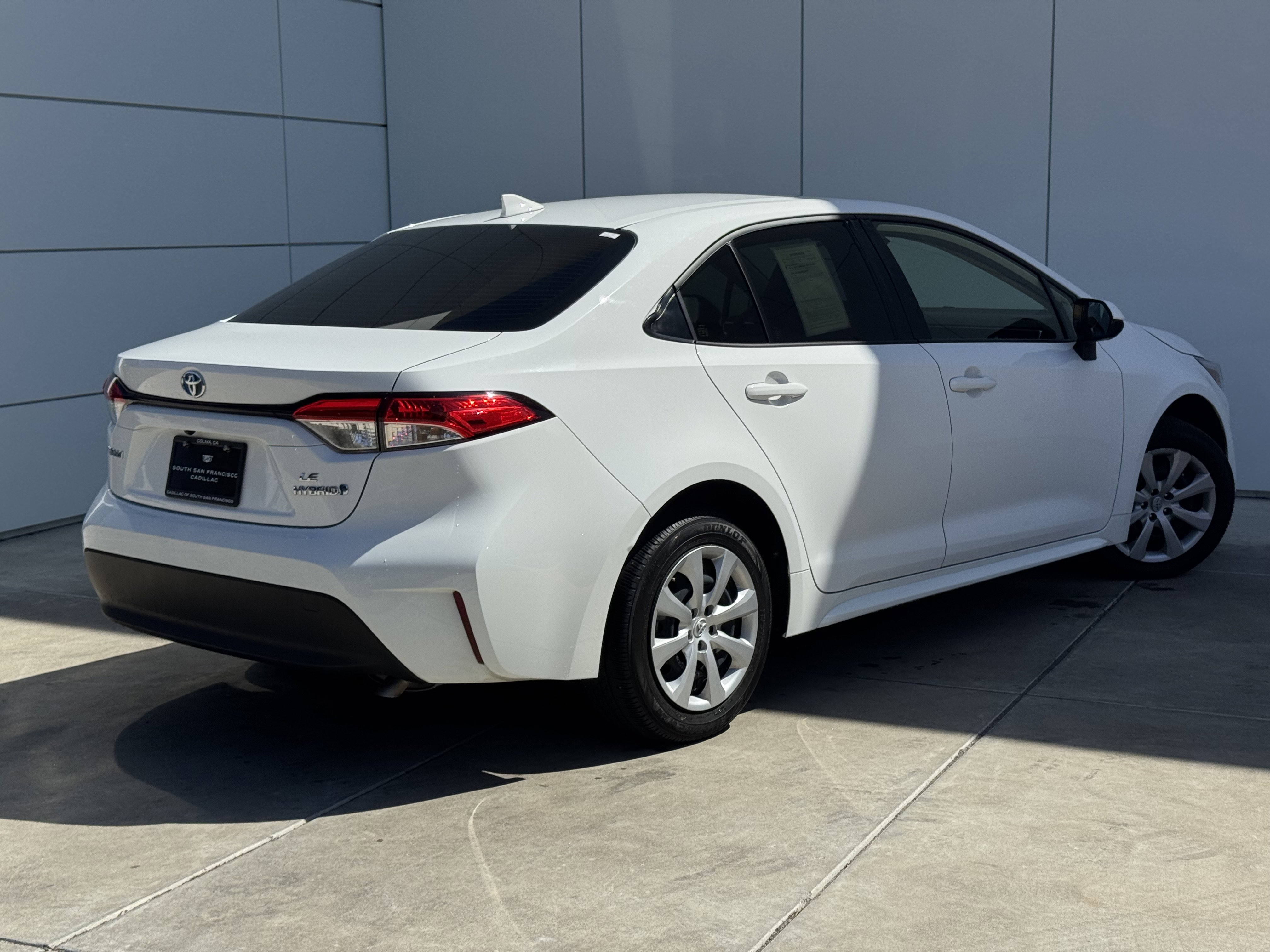 2023 Toyota Corolla Hybrid LE photo 7