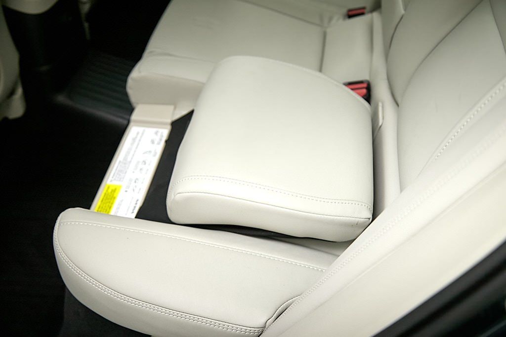 2024 VOLVO XC60 - Image 17