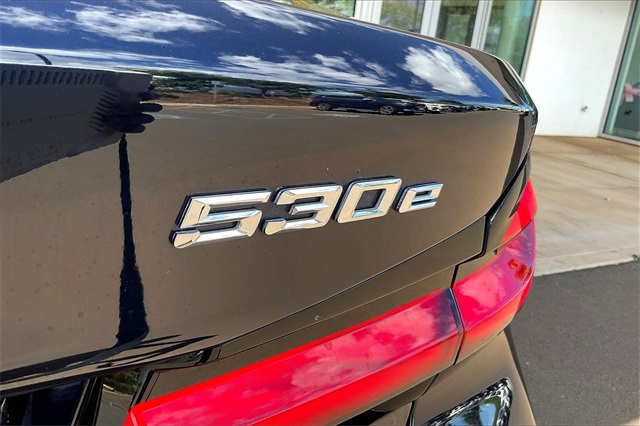 2021 Bmw 530e photo 8