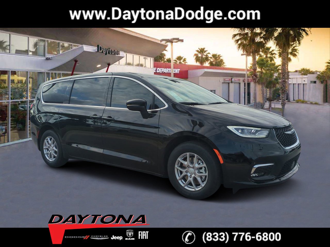 2026 Chrysler Pacifica Select's photo