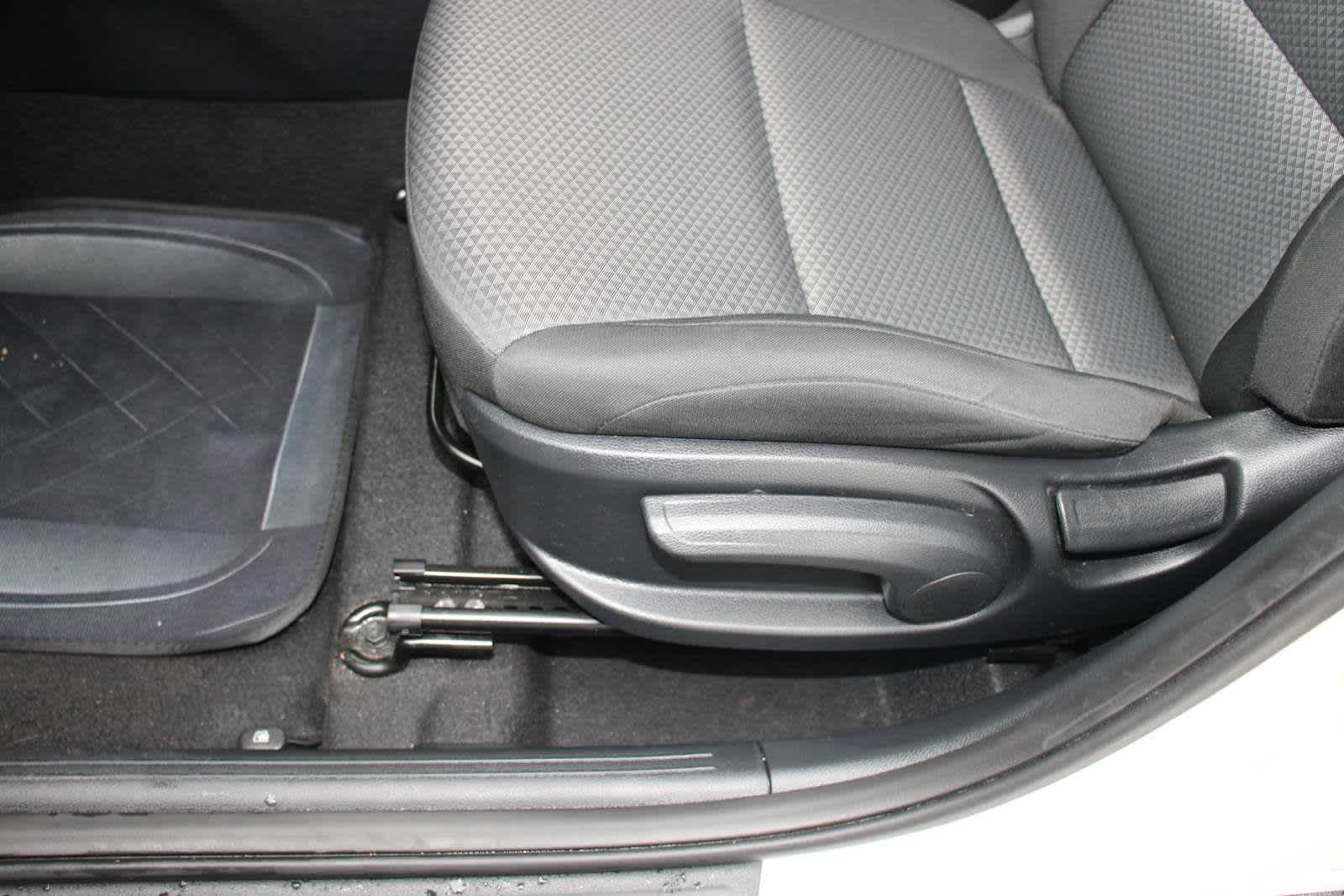 2024 Kia Soul LX photo 12