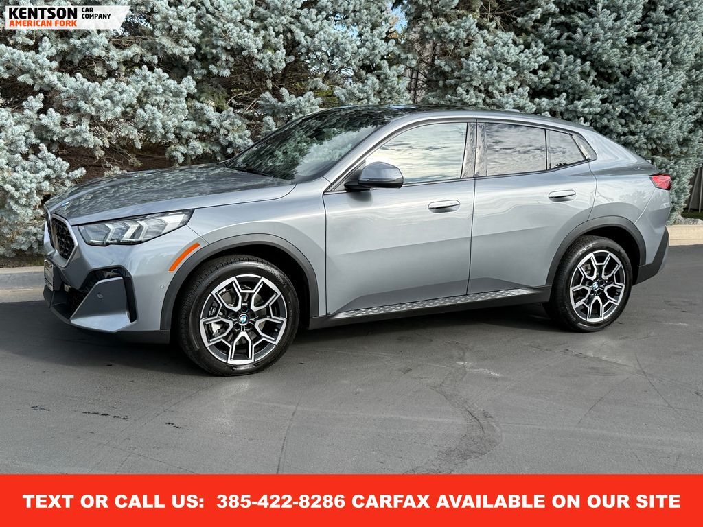 2025 BMW X2 28i's photo