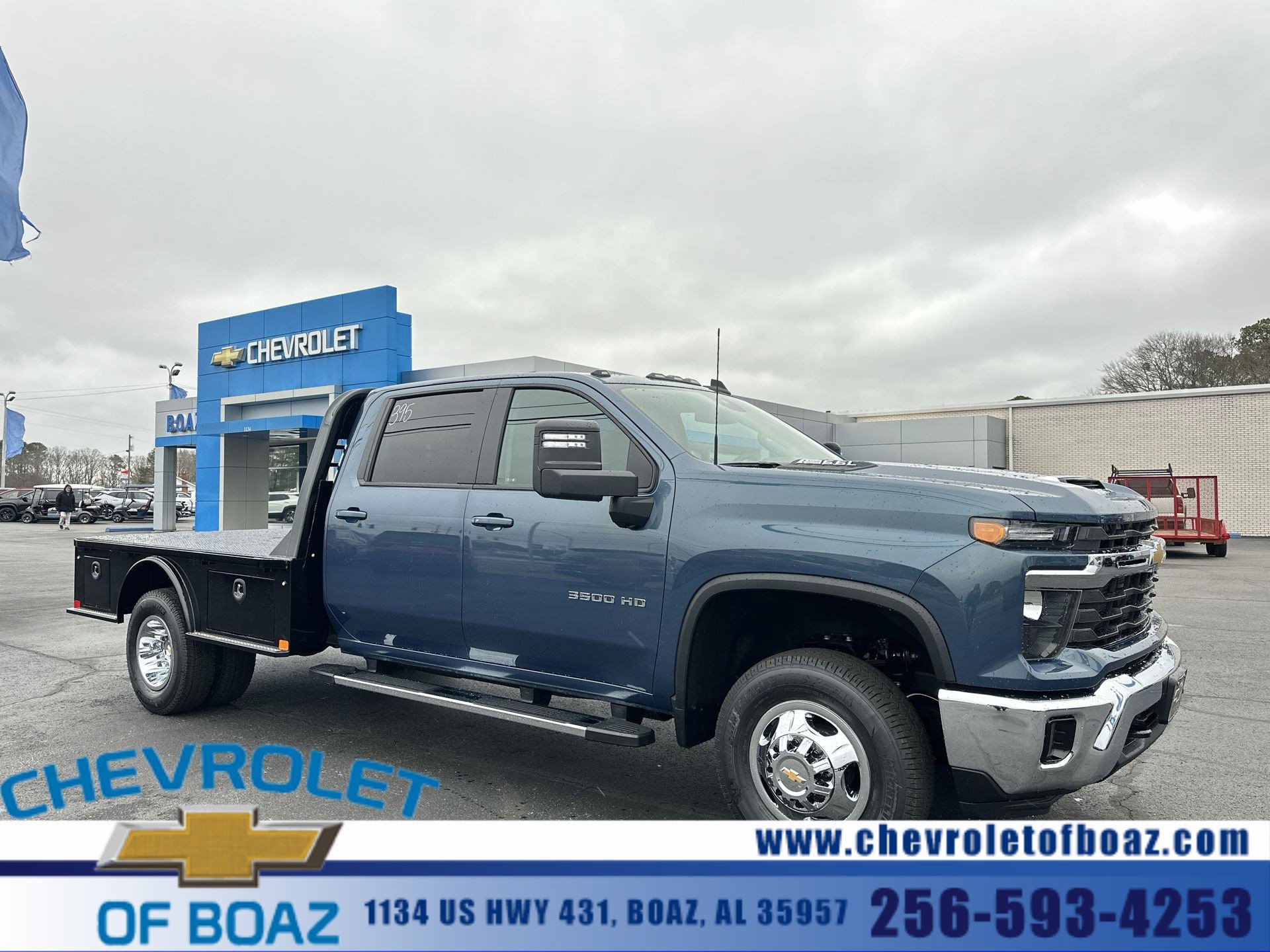 2025 Chevrolet Silverado 3500HD LT photo 25