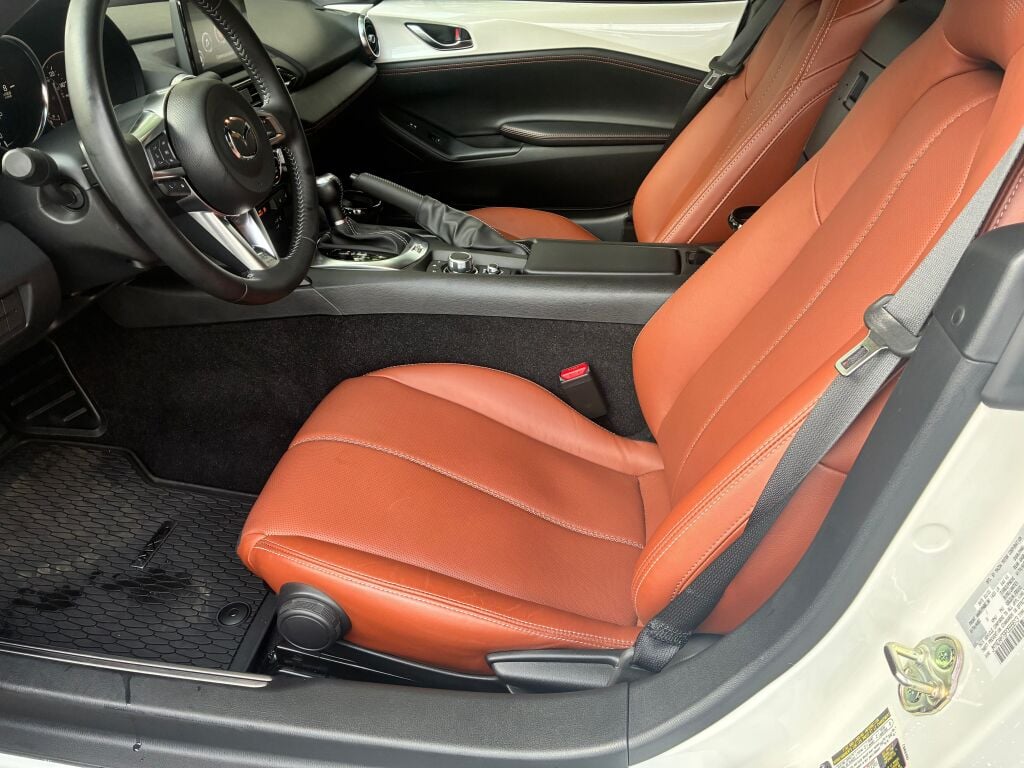 2023 Mazda MX-5 Miata RF Miata Grand Touring photo 10