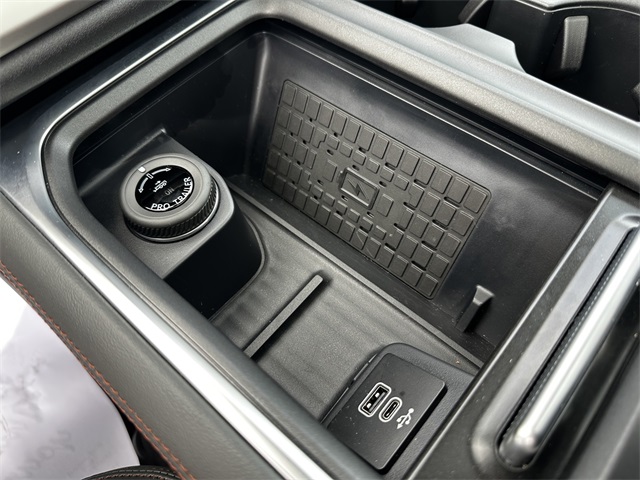 2025 Ford Expedition photo 27