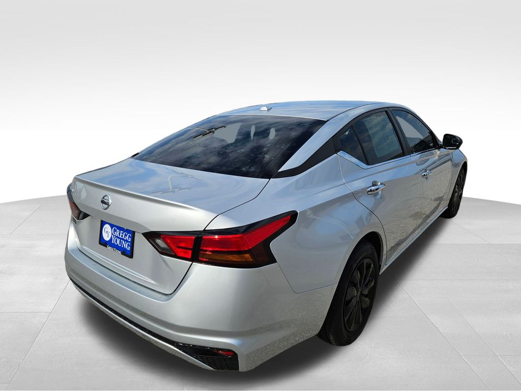 2020 Nissan Altima 2.5 S photo 5