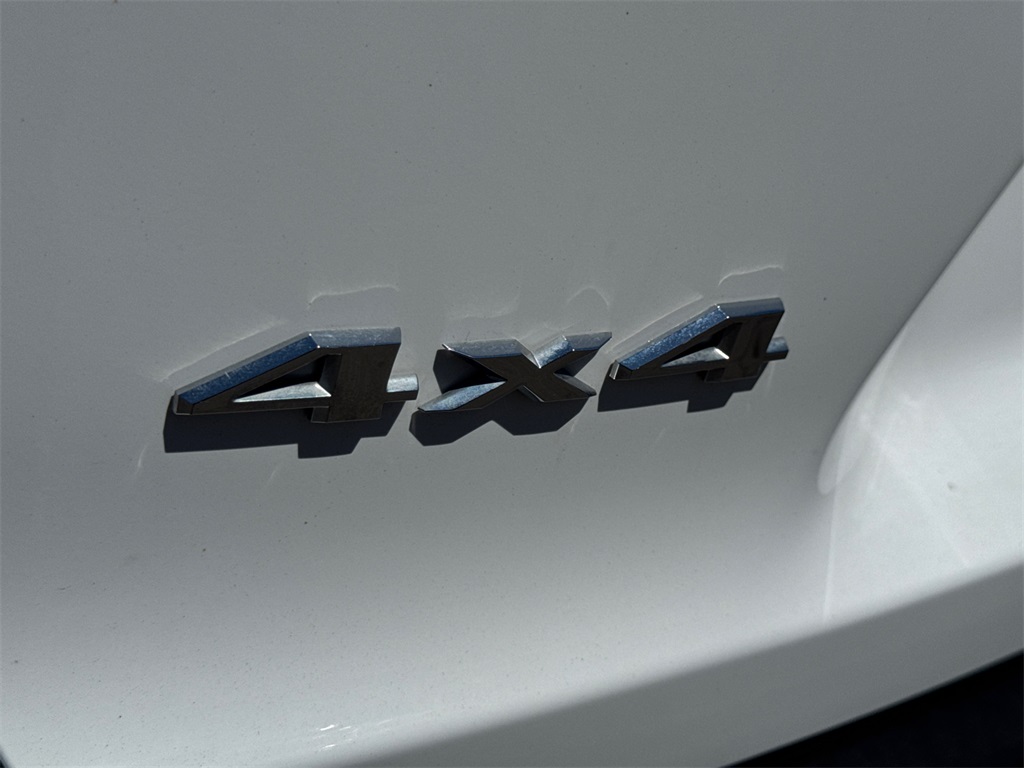 2020 Jeep Cherokee Limited photo 13