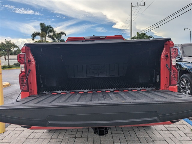 2023 Chevrolet Silverado 1500 Custom photo 13