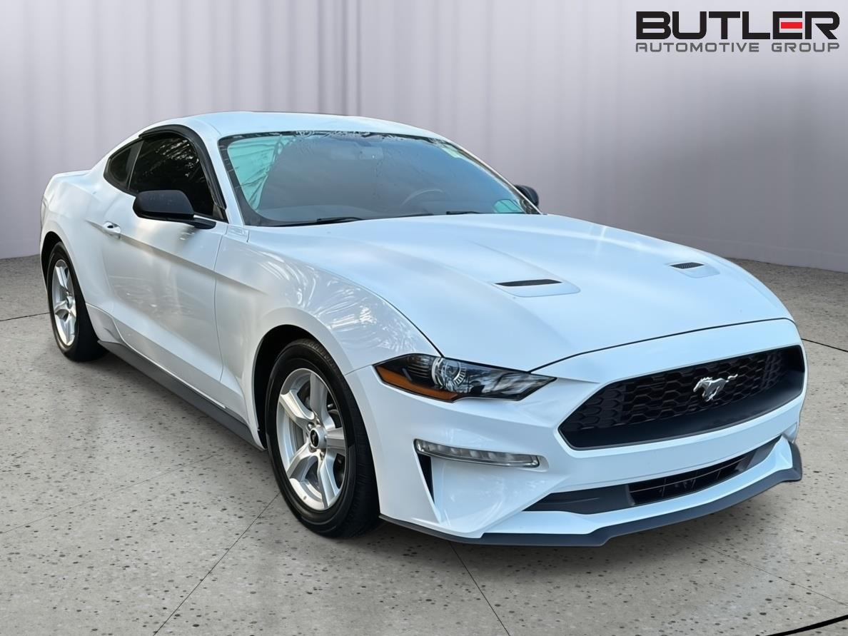 2018 Ford Mustang EcoBoost photo 4