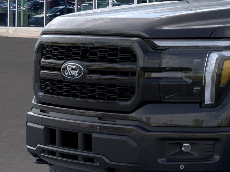 2025 Ford F-150 Lariat photo 16