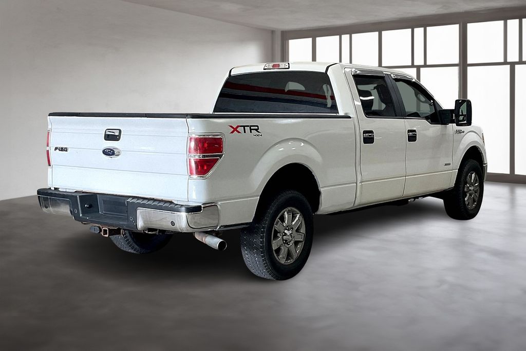 2014 Ford F-150 XLT photo 2