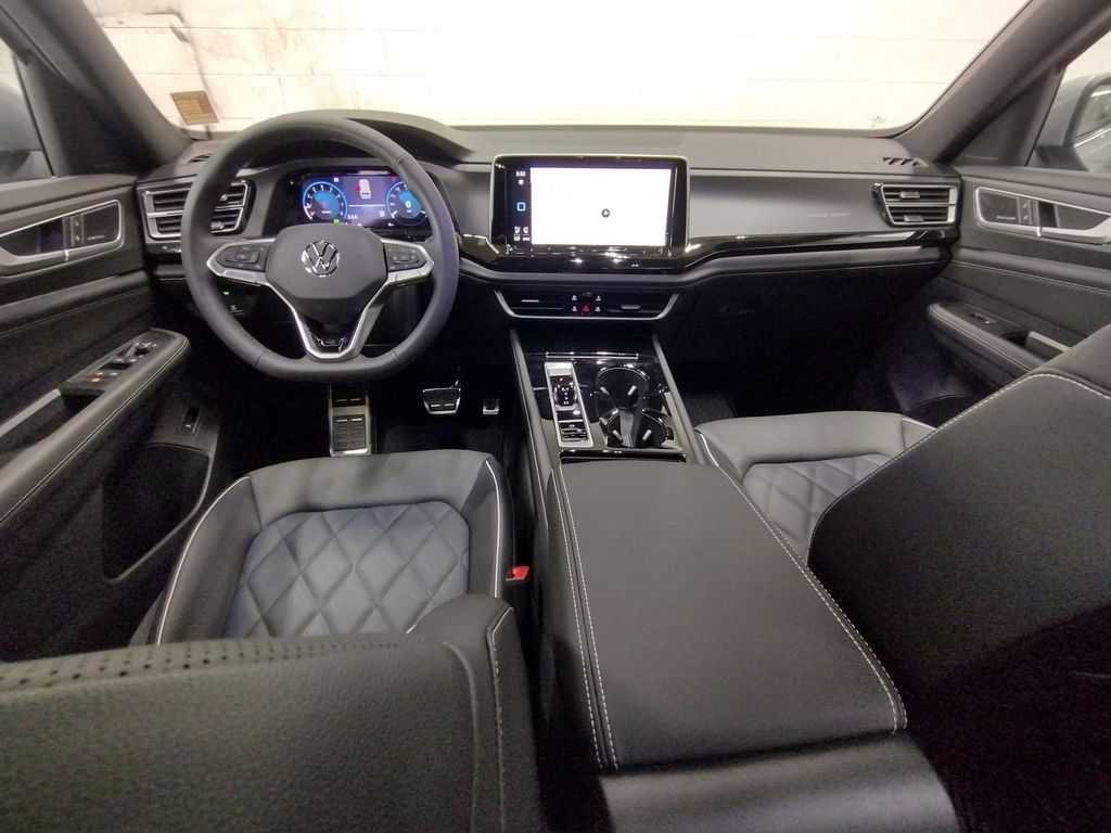 2026 Volkswagen Atlas Cross Sport SEL Premium R-Line photo 34