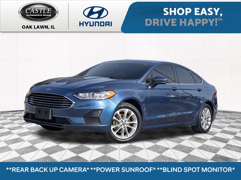 2019 Ford Fusion SE's photo
