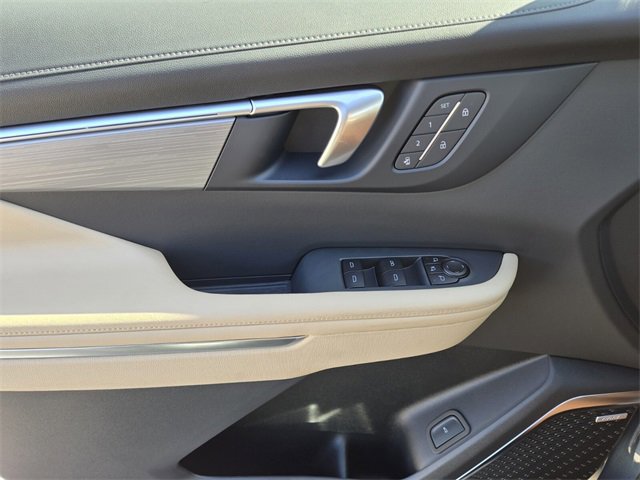 2026 Buick Enclave Preferred photo 11