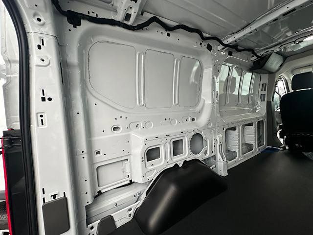 2025 Ford Transit photo 10