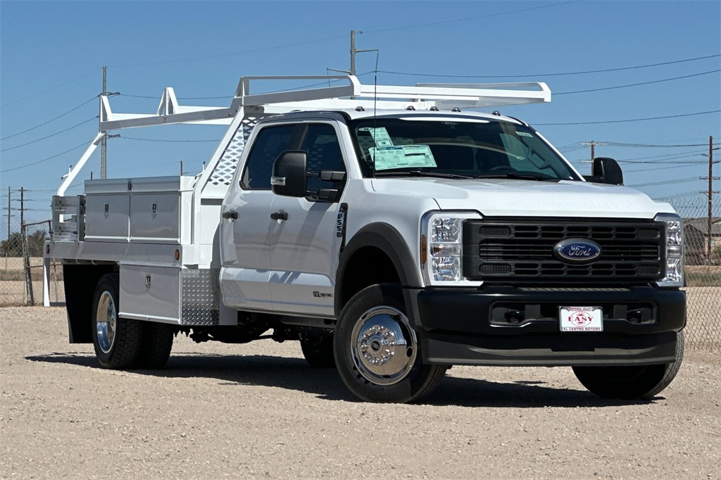 2025 Ford F-550 XL photo 2