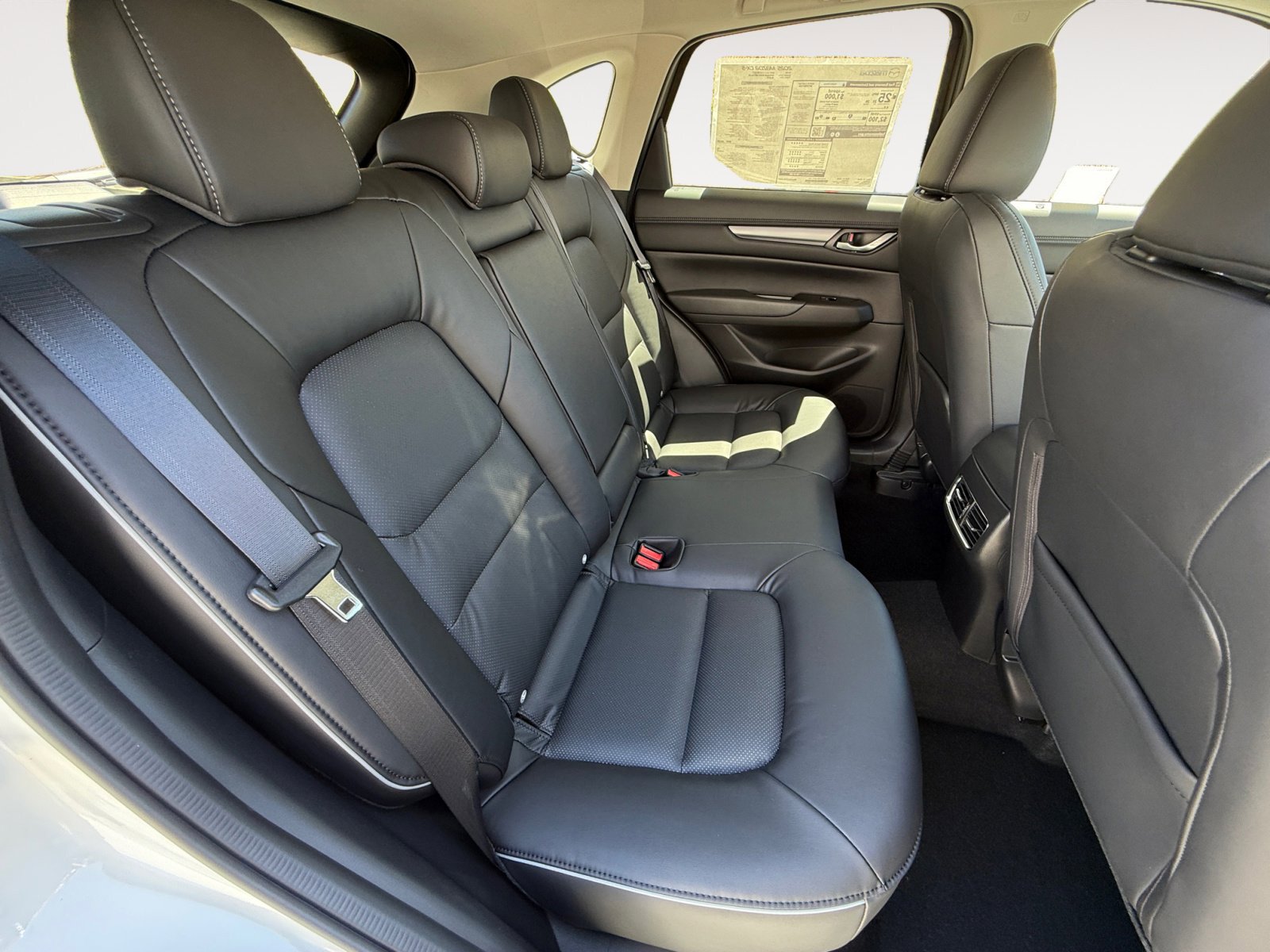 2025 Mazda CX-5 2.5 Select photo 17