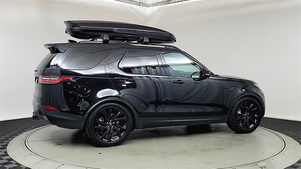 2018 Land Rover Discovery HSE Luxury photo 13