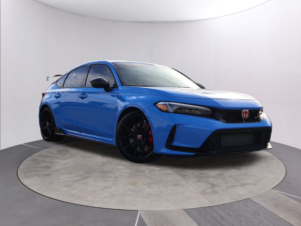 2023 Honda Civic Hatchback Type-R's photo