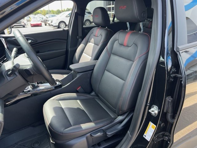 2025 Chevrolet Trax photo 21