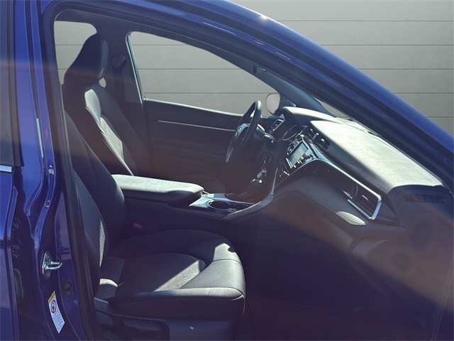 2018 Toyota Camry LE photo 15