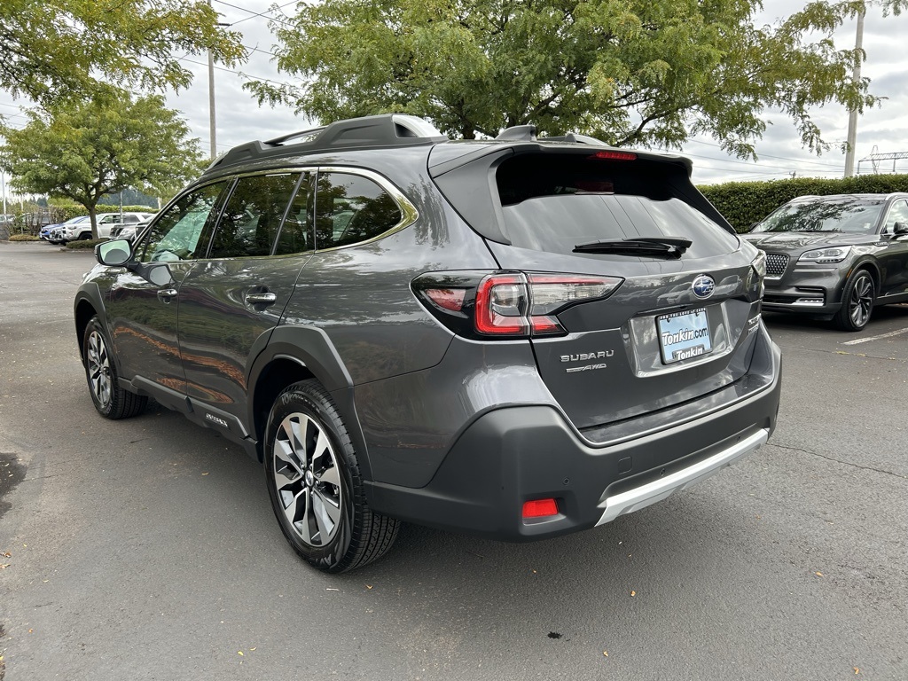 2025 Subaru Outback Touring XT photo 5