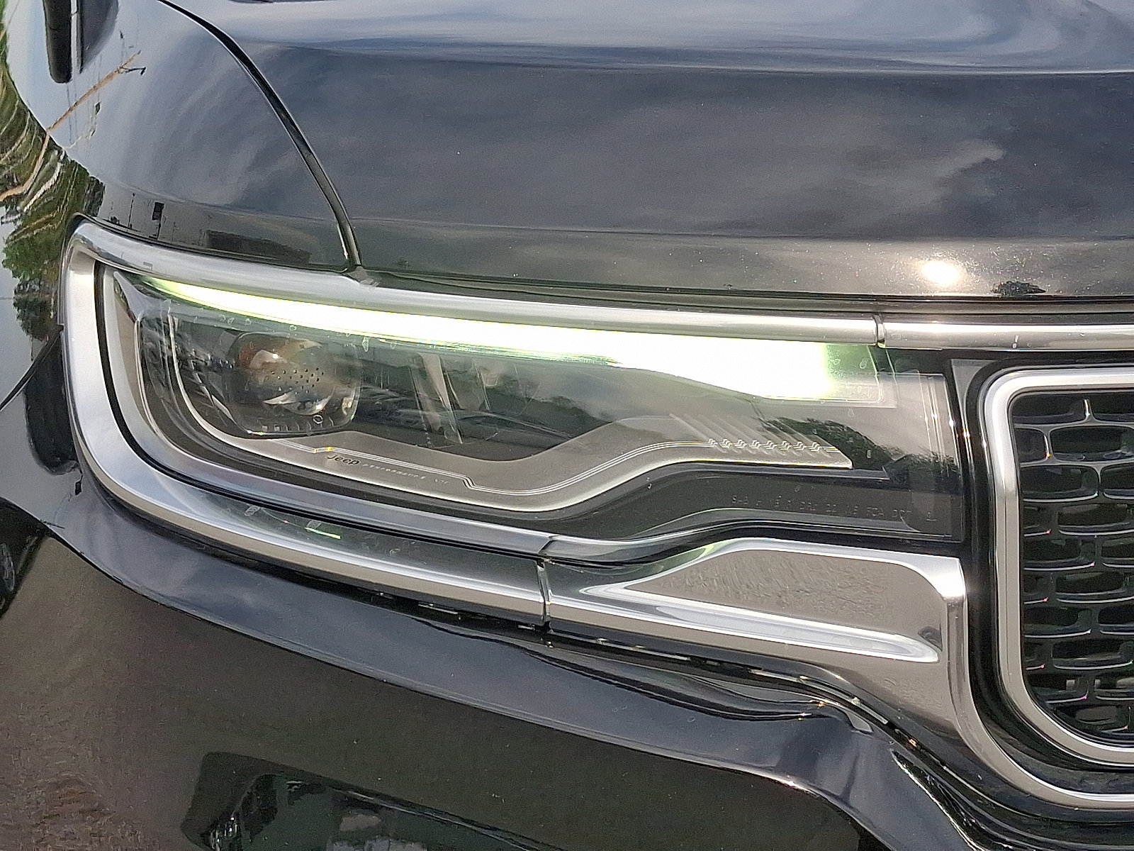 2024 Jeep Wagoneer L Series II photo 9