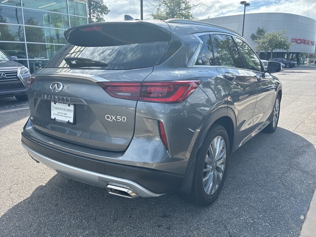 2024 Infiniti QX50 Luxe AWD photo 4