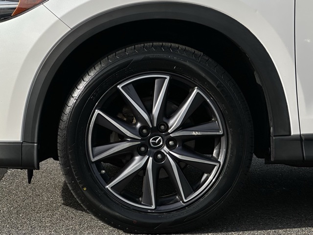2018 Mazda CX-5 Touring photo 26