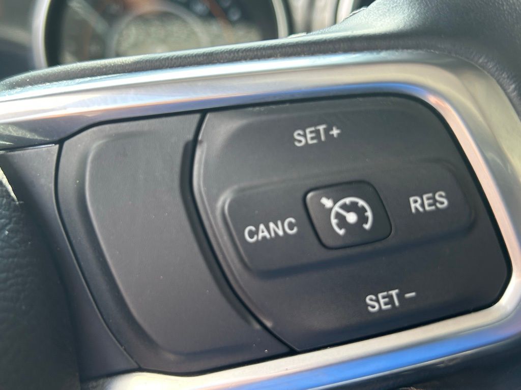 2021 Jeep Wrangler Unlimited Sahara photo 35