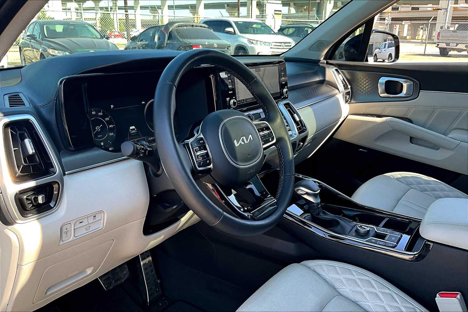 2023 Kia Sorento SX Prestige photo 29
