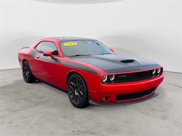 2019 Dodge Challenger R/T's photo