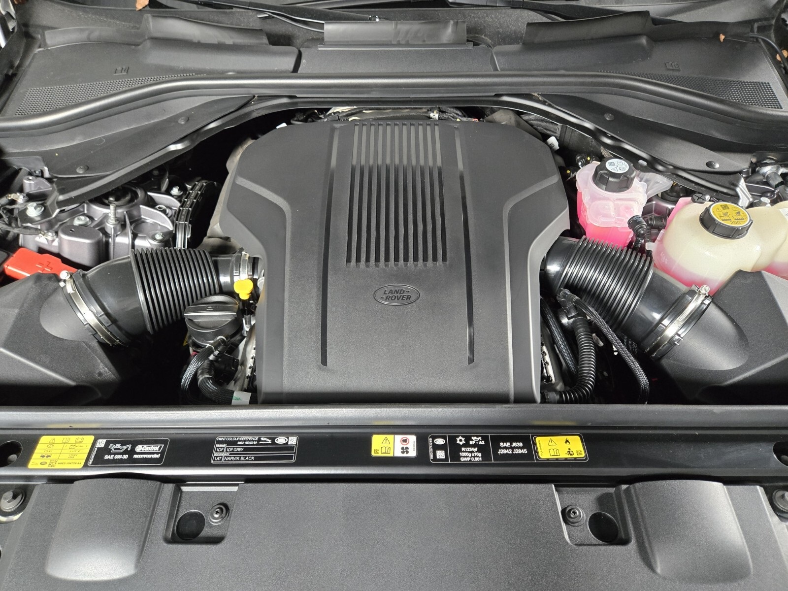 2025 Land Rover Range Rover Sport SE photo 20