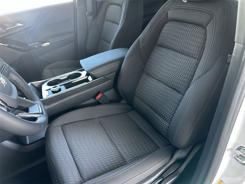 2026 Chevrolet Equinox LT photo 19