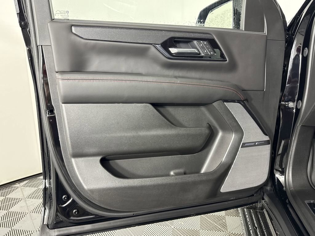 2025 Gmc Yukon AT4 Ultimate photo 9