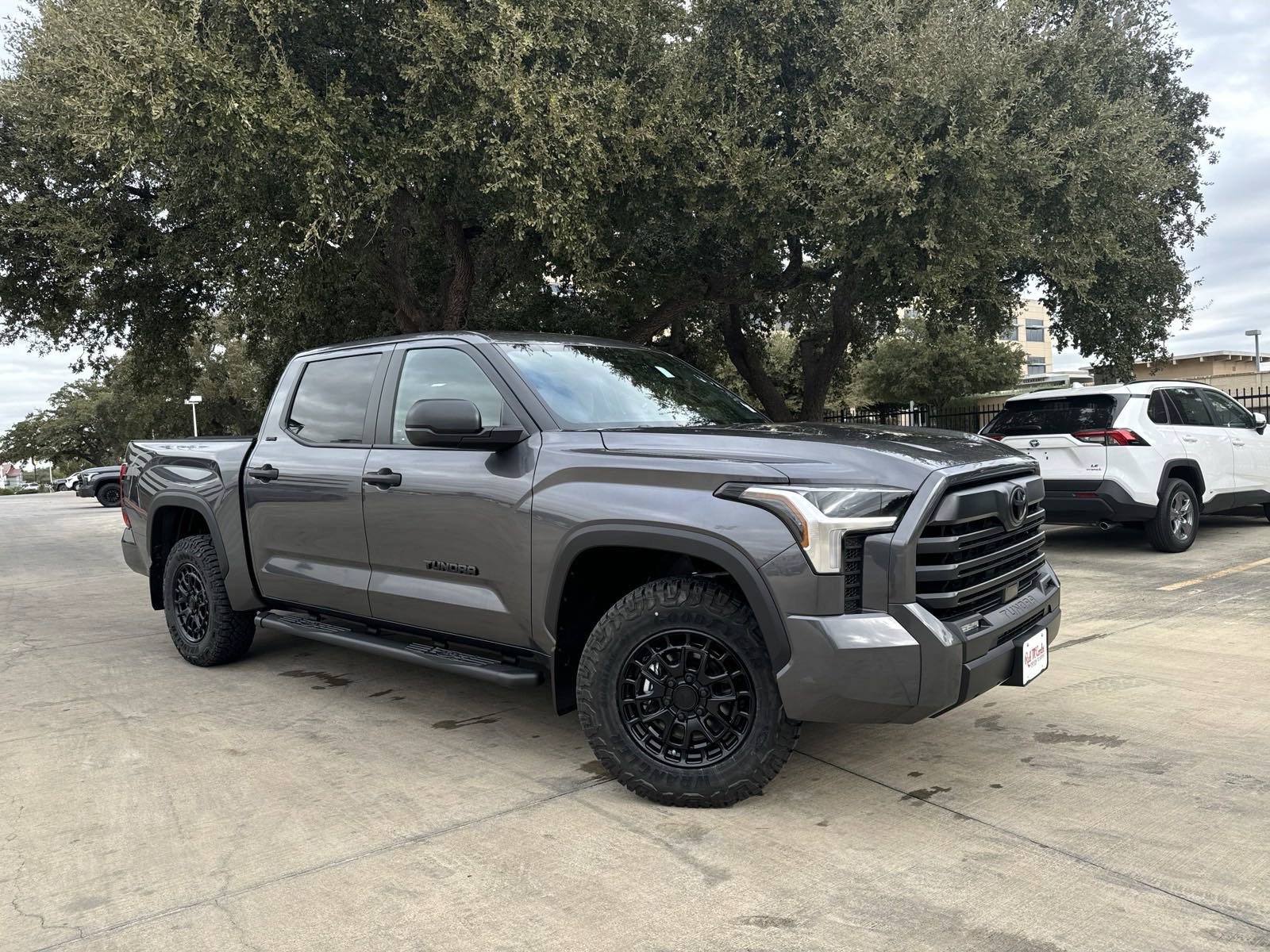 2025 Toyota Tundra SR5's photo