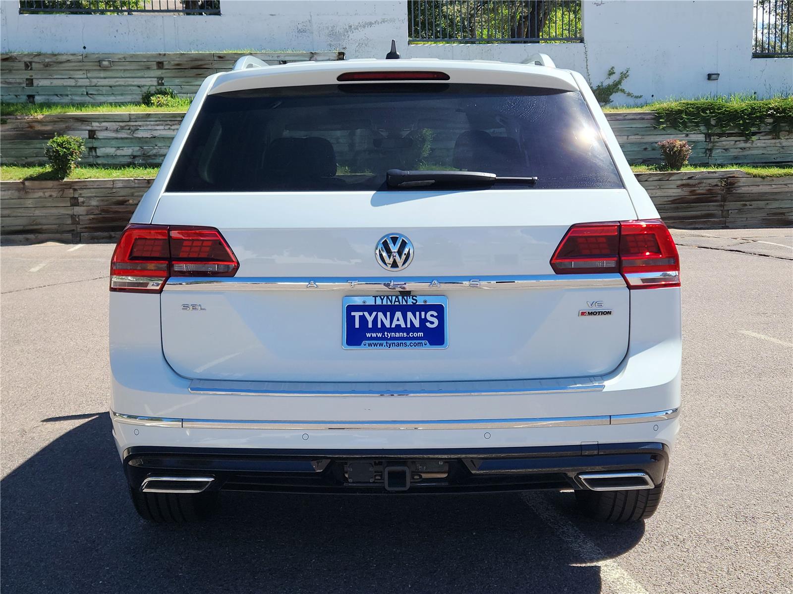 2019 Volkswagen Atlas V6 SEL R-Line photo 3