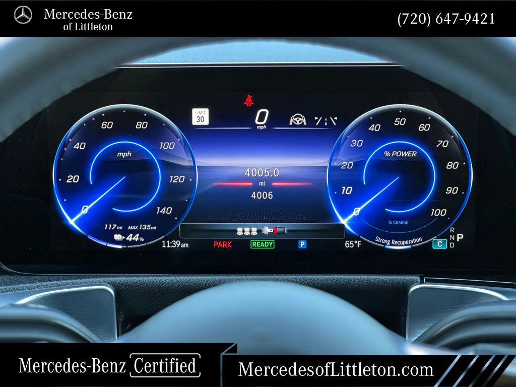 2025 Mercedes Benz EQB 250+ photo 11