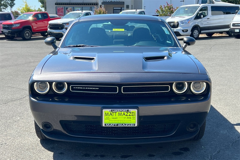 2023 Dodge Challenger SXT photo 6